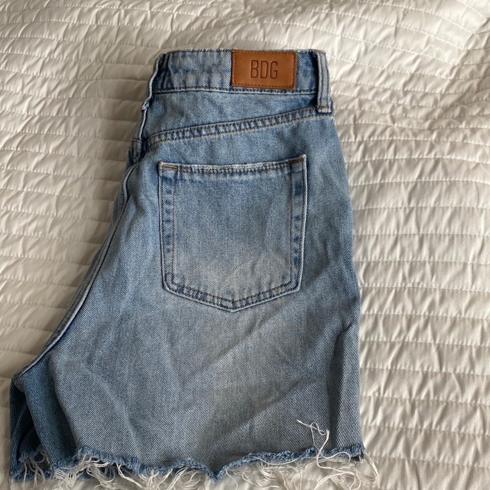BDG Puddle Shorts denim size 28